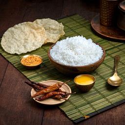 Plain rice (gunpowder, ghee, papad & fried chilli)