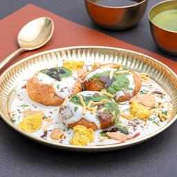Dahi kachori chaat (serves 2)