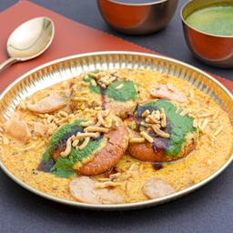 Kadhi kachori chaat (serves 2)