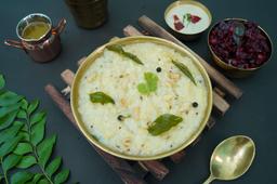 Pongal with poriyal and chutney