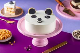 Cute teddy butterscotch cake