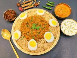 Chicken keema bagara family bucket biryani