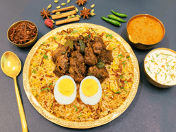Pepper chicken boneless family bucket biryani