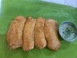 Raw banana bajji [4 pieces]