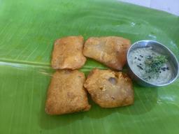 Potato bajji [4 pieces]