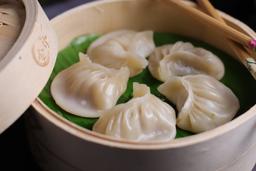 Chicken tikka steamed momo