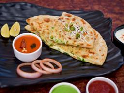 Chilli cheese paratha
