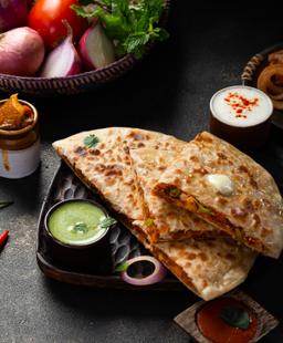 Achari paneer paratha