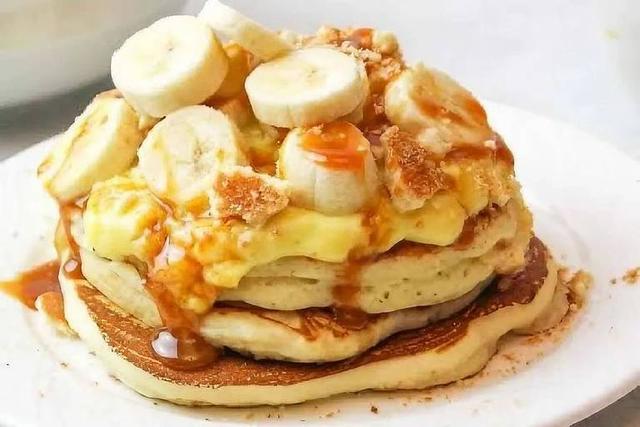 Caramelized banana pancake