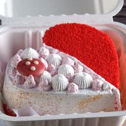 Red velvet heart cake bento