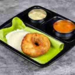 Idly (1) vada (1)