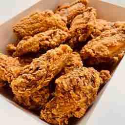 Crispy chicken wings
