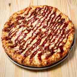 Chicken barbeque pizza
