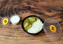 Malgudi special chicken curry bowl (boneless) and steamed rice