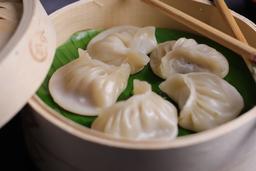 Chicken hariyali steamed momo