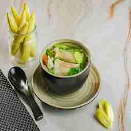 Veg wanton soup