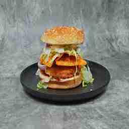 Crispy chicken burger
