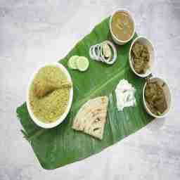 Nati koli chicken meals