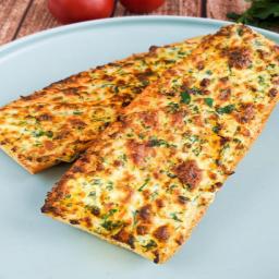 Chicken salami garlic bread