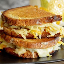 Cheese grilled sandwich
