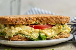 Spicy chilli egg sandwich