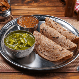 Palak paneer dal makhani meal