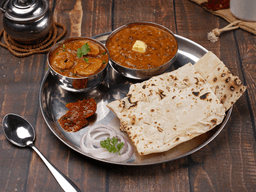 Kadhai soya chaap, dal makhani, rumali roti thali