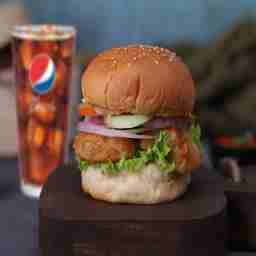 Chicken cheese moburg + pepsi