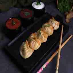 Chicken fried momo