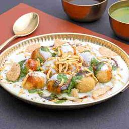 Dahi pakodi chaat (serves 2)