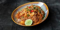 Singapore Noodles With Chicken