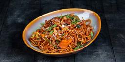 Wok Fried Kung Pao Prawn Noodles