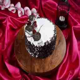 Kk black forest cake [eggless] half kg