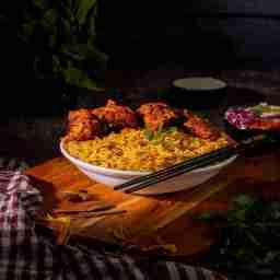 Nashville Chicken Wings Rice Bowl