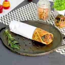 Pepper chicken jumbo roll