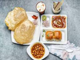 Chola Bhatura With Lassi