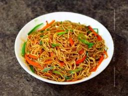 Veg Koi Thiao (Spicy Flat Noodles)