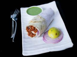 Fanoos Chicken Roll