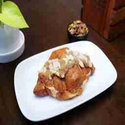 Almond Croissant