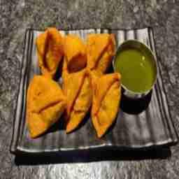 Mini Samosas (6 Pcs)