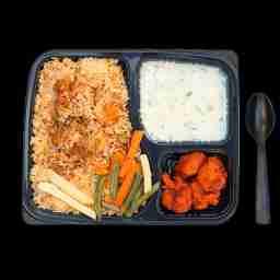 Chicken biryani (regular), raita & popcorn kebab