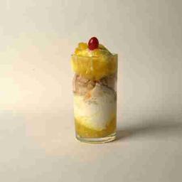 Tropical pineapple sundae
