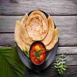 Kerala Parotta [2 Pieces] With Egg Roast