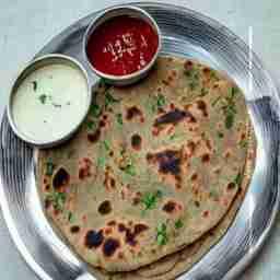 Aloo Methi Parata