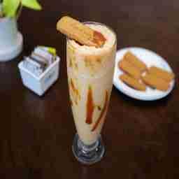 Crunchy Biscoff Shake