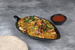 Mushroom chilli garlic noodles