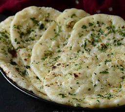 Kulcha with butter