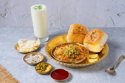 Kolhapuri misal pav