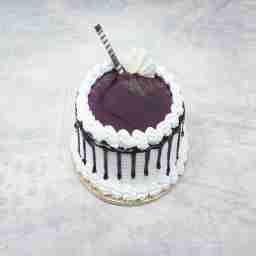 Black current eggless cake