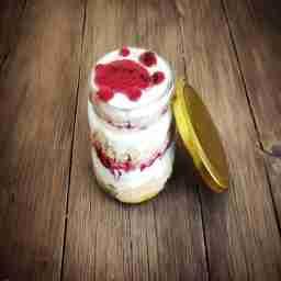 Blueberry jar cake